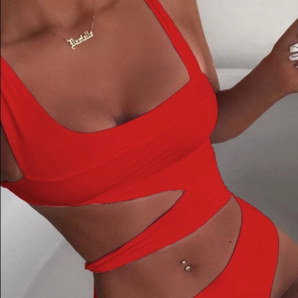 BRAND NEW BATHINGSUIT